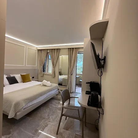 Bonocore Pensión 4*